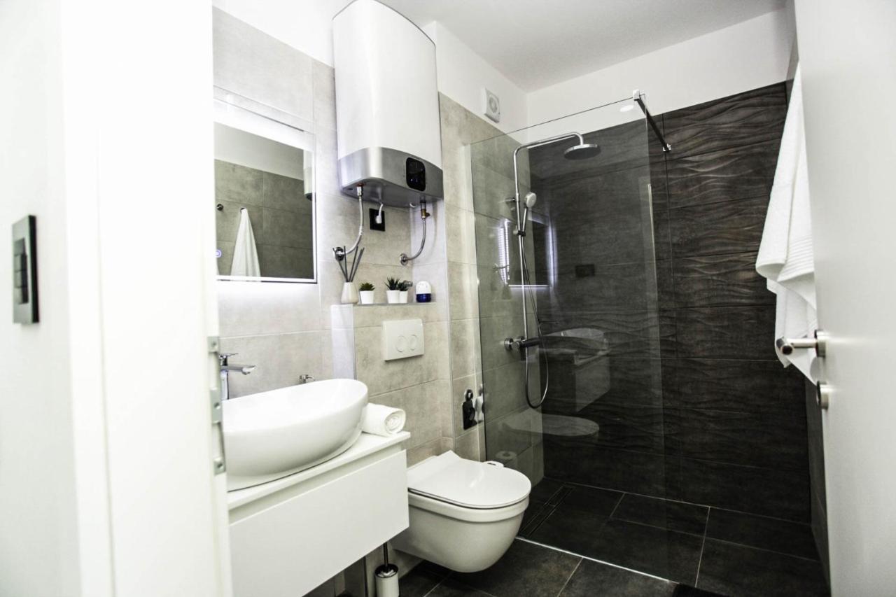 Leelee Apartment Рийека Екстериор снимка